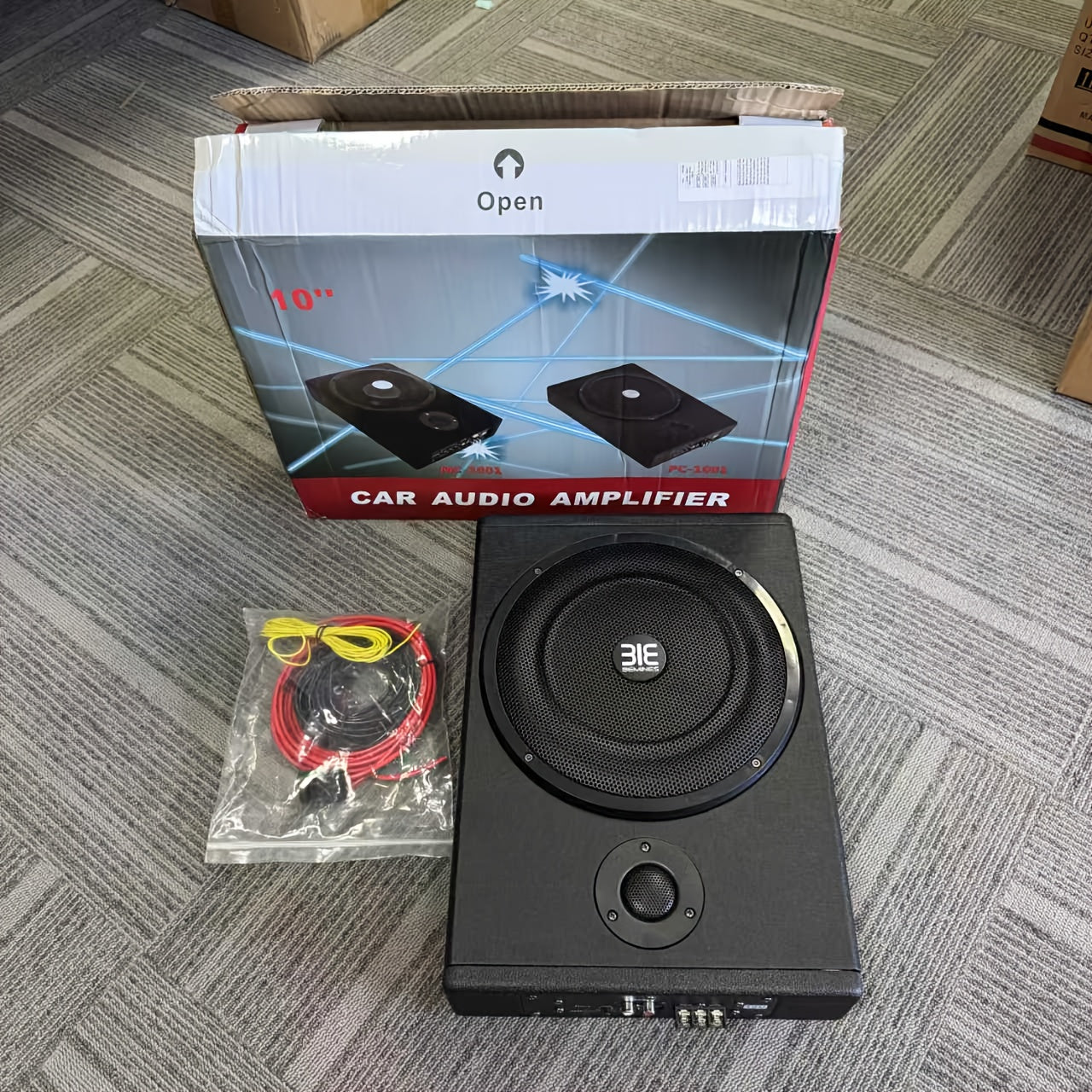 MAX.800W 8-inch/10-inch ultra-thin active subwoofer under the car seat, RMS.150W built-in amplifier, improves sound quality, car audio modification with installation cable